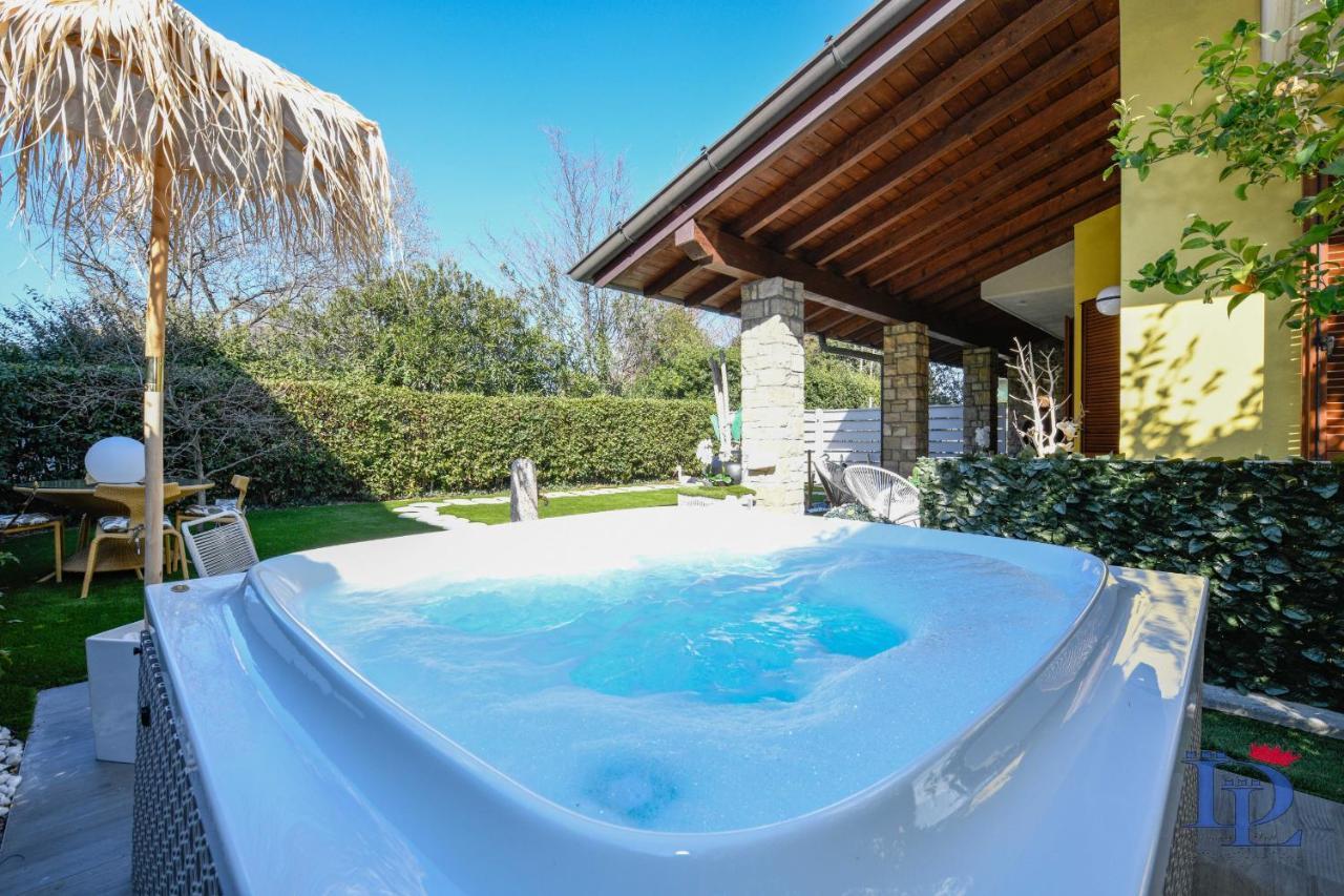 Desenzanoloft Official Partner Marriott Homes & Villas - Luxury Suite With Jacuzzi And Garden 데센자노델가르다 외부 사진