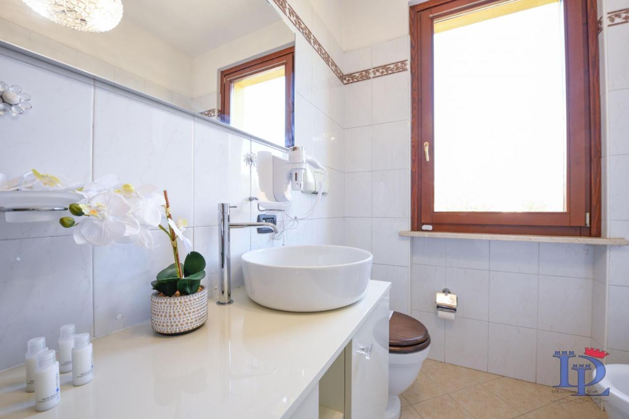 Desenzanoloft Official Partner Marriott Homes & Villas - Luxury Suite With Jacuzzi And Garden 데센자노델가르다 외부 사진